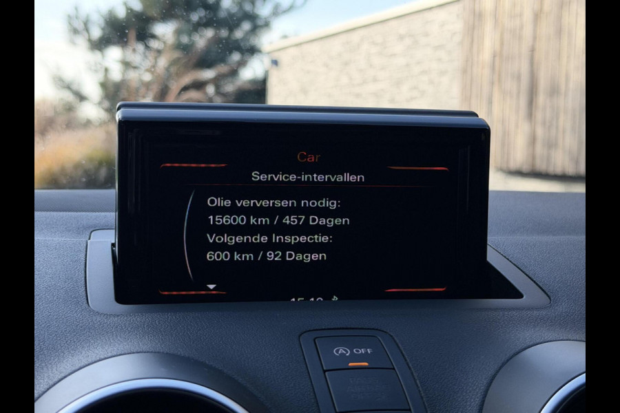 Audi A1 Sportback 1.0 TFSI Adrenalin Handgeschakeld | S-line exterieur | Airconditioning | Cruise control | Navigatie voorbereiding | Pi