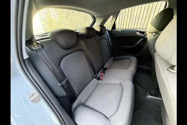 Audi A1 Sportback 1.0 TFSI Adrenalin Handgeschakeld | S-line exterieur | Airconditioning | Cruise control | Navigatie voorbereiding | Pi