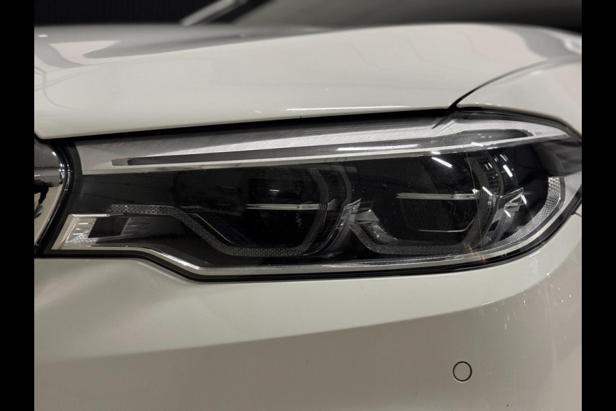 BMW 5 Serie Touring 530i xDrive M Sport | PANO | HUD | LED | SFEERVERLICHTING