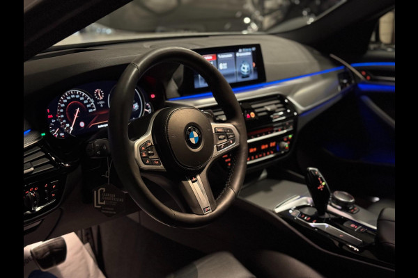 BMW 5 Serie Touring 530i xDrive M Sport | PANO | HUD | LED | SFEERVERLICHTING