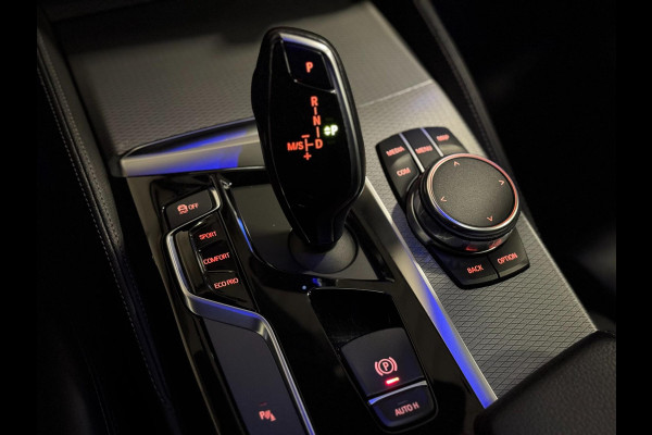BMW 5 Serie Touring 530i xDrive M Sport | PANO | HUD | LED | SFEERVERLICHTING