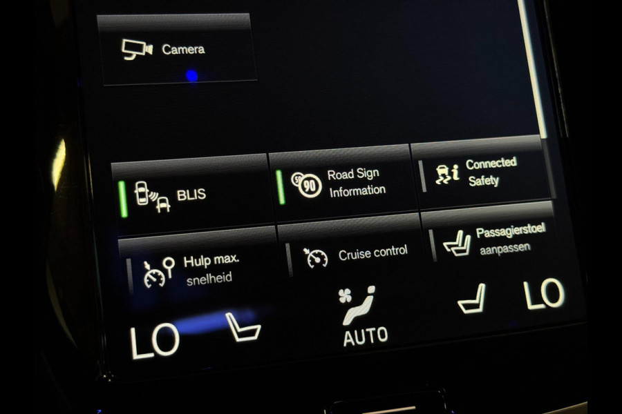Volvo XC90 2.0 T5 AWD Inscription | PANO | LED | CAMERA | VOL!