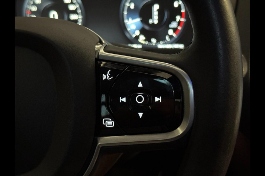 Volvo XC90 2.0 T5 AWD Inscription | PANO | LED | CAMERA | VOL!
