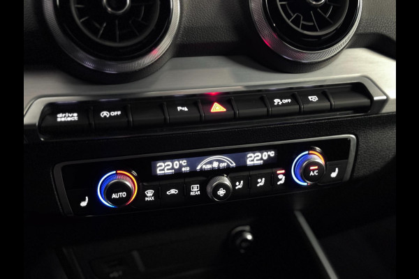 Audi Q2 35 TFSI 3X S-LINE | LED | CAMERA | CARPLAY