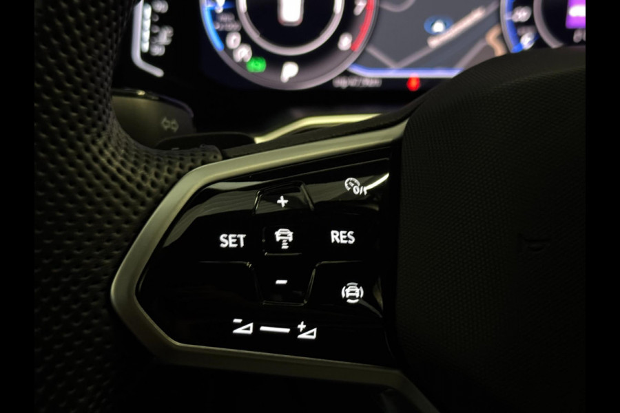 Volkswagen Polo 1.0 TSI DSG R-LINE | VIRTUAL | LED | CAMERA