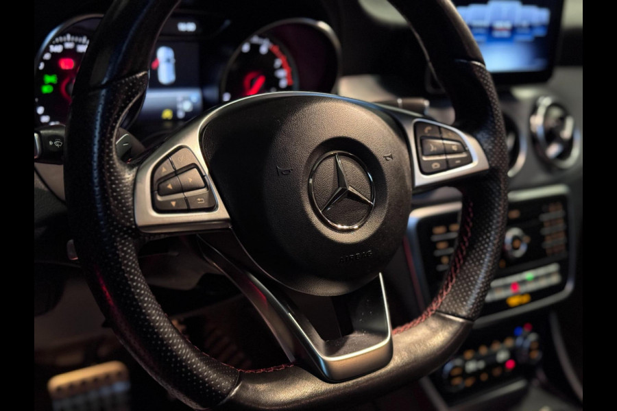 Mercedes-Benz GLA 180 AMG | NAP | PANO | CAMERA | NL AUTO