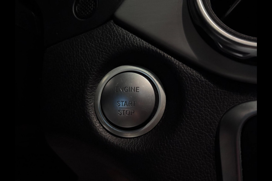 Mercedes-Benz GLA 180 AMG | NAP | PANO | CAMERA | NL AUTO