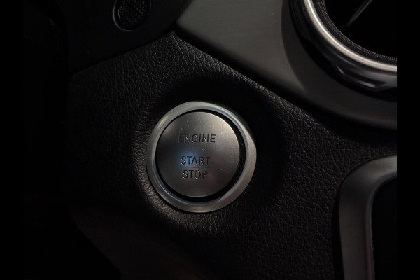 Mercedes-Benz GLA 180 AMG | NAP | PANO | CAMERA | NL AUTO