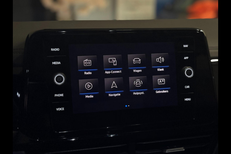 Volkswagen T-Roc 1.5 TSI R-Line DSG | PANO | IQ LIGHT | VIRTUAL | CAMERA