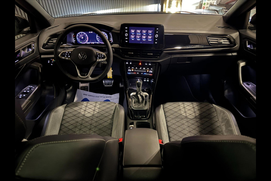 Volkswagen T-Roc 1.5 TSI R-Line DSG | PANO | IQ LIGHT | VIRTUAL | CAMERA