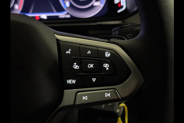 Volkswagen T-Roc 1.5 TSI R-Line DSG | PANO | IQ LIGHT | VIRTUAL | CAMERA