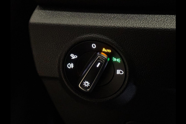 Volkswagen T-Roc 1.5 TSI R-Line DSG | PANO | IQ LIGHT | VIRTUAL | CAMERA