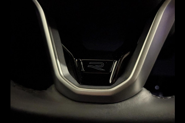 Volkswagen T-Roc 1.5 TSI R-Line DSG | PANO | IQ LIGHT | VIRTUAL | CAMERA