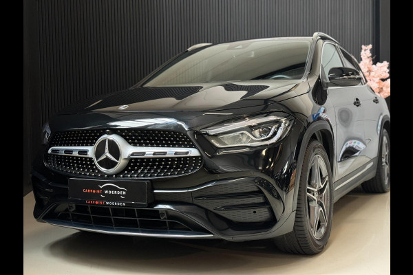 Mercedes-Benz GLA 180 AMG | LED | WIDESCREEN | TREKHAAK