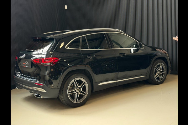 Mercedes-Benz GLA 180 AMG | LED | WIDESCREEN | TREKHAAK
