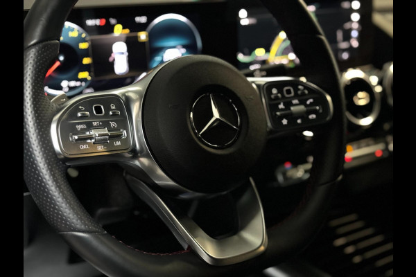 Mercedes-Benz GLA 180 AMG | LED | WIDESCREEN | TREKHAAK