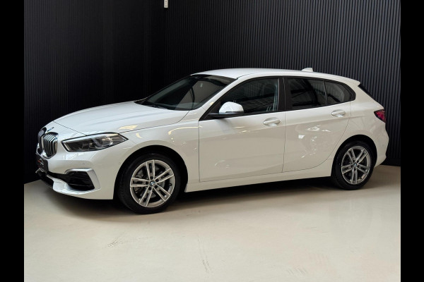 BMW 1-serie 120i | CAMERA | LED | STOELVERW. | 2024