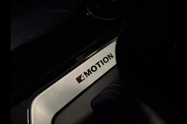 Volkswagen T-Roc 2.0 TSI 4Motion 3X R-LINE | PANO | VIRTUAL | CAMERA