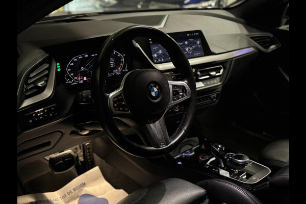 BMW 1-serie M135i xDrive M PERFORMANCE | NAP | PANO | KUIP | VOL!