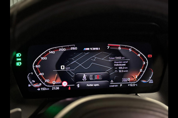 BMW 1-serie M135i xDrive M PERFORMANCE | NAP | PANO | KUIP | VOL!