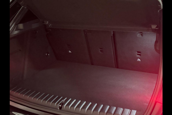 BMW 1-serie M135i xDrive M PERFORMANCE | NAP | PANO | KUIP | VOL!