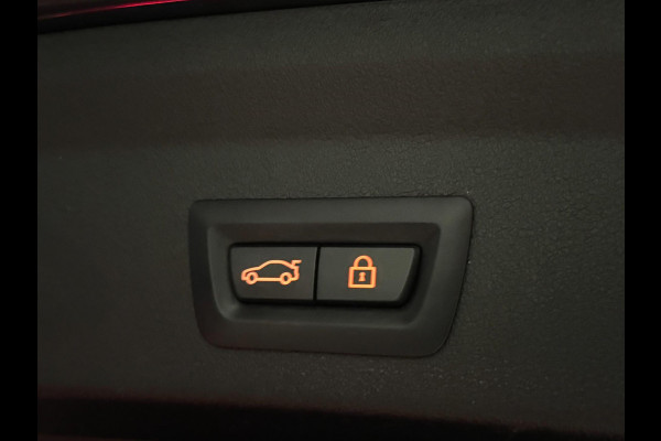 BMW 1-serie M135i xDrive M PERFORMANCE | NAP | PANO | KUIP | VOL!