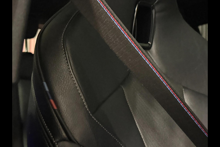 BMW 1-serie M135i xDrive M PERFORMANCE | NAP | PANO | KUIP | VOL!