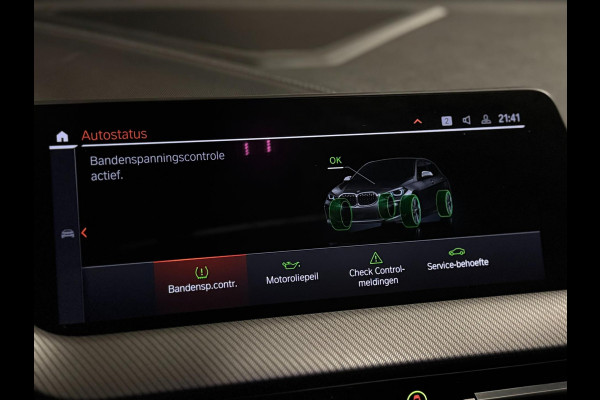 BMW 1-serie M135i xDrive M PERFORMANCE | NAP | PANO | KUIP | VOL!