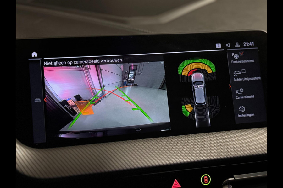 BMW 1-serie M135i xDrive M PERFORMANCE | NAP | PANO | KUIP | VOL!