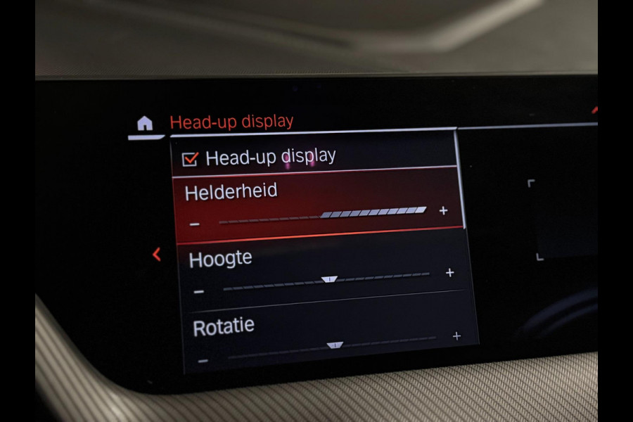 BMW 1-serie M135i xDrive M PERFORMANCE | NAP | PANO | KUIP | VOL!