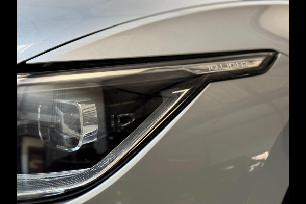 Volkswagen Golf 1.5 eTSI Style DSG | IQ LIGHT | CAMERA | SFEERVERLICHTING