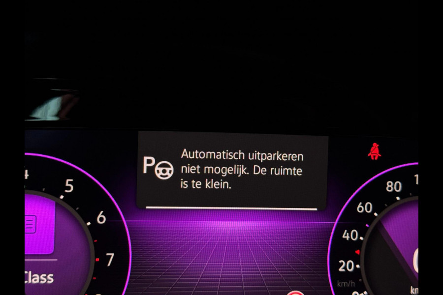 Volkswagen Golf 1.5 eTSI Style DSG | IQ LIGHT | CAMERA | SFEERVERLICHTING