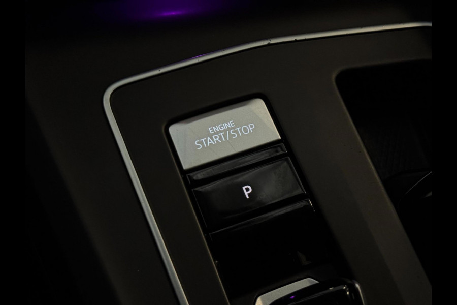 Volkswagen Golf 1.5 eTSI Style DSG | IQ LIGHT | CAMERA | SFEERVERLICHTING