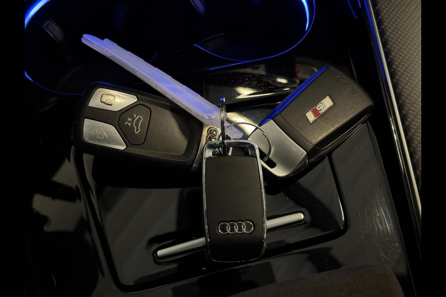 Audi S4 3.0 TDI quattro CARBON | ALCANTARA | RS STOELEN