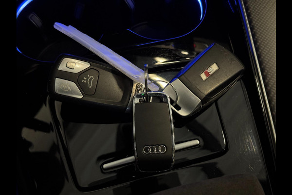 Audi S4 3.0 TDI quattro CARBON | ALCANTARA | RS STOELEN