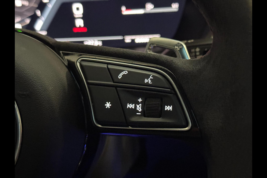 Audi S4 3.0 TDI quattro CARBON | ALCANTARA | RS STOELEN