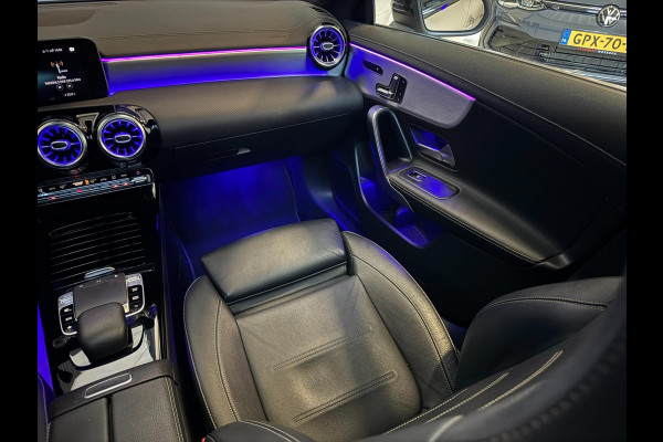 Mercedes-Benz CLA-Klasse Shooting Brake 250 4MATIC AMG | PANO | SFEER | HUD | BOMVOL!