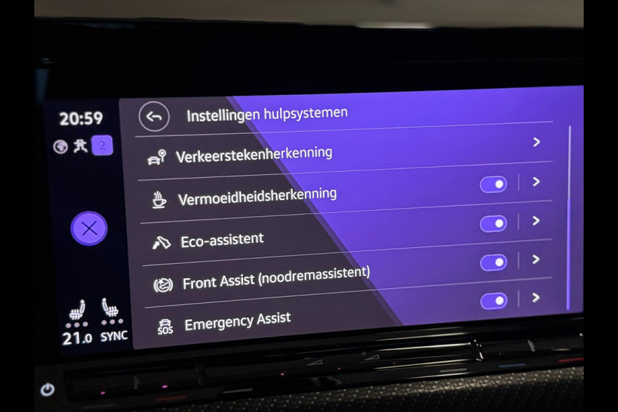 Volkswagen GOLF Variant 1.5 TSI R-Line | PANO | HARMAN KARDON | IQ LIGHT | VOL!