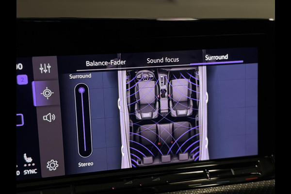 Volkswagen GOLF Variant 1.5 TSI R-Line | PANO | HARMAN KARDON | IQ LIGHT | VOL!