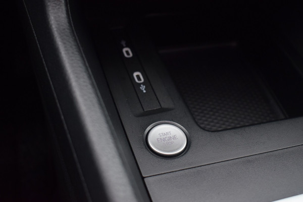 Volkswagen Caddy Cargo 2.0 TDI 75 Edition | Leer | LED | Camera | Virtual | 17"