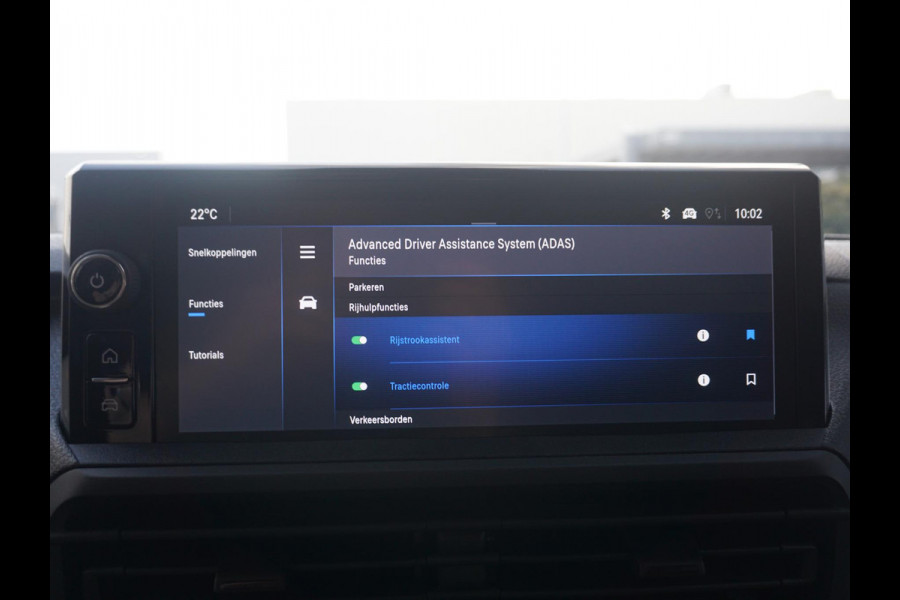 Opel Vivaro Electric L2 75 kWh | 0% rente | Apple Carplay | camera | parkeersensoren voor & achter | dodehoekwaarschuwing | Comfort tussenschot