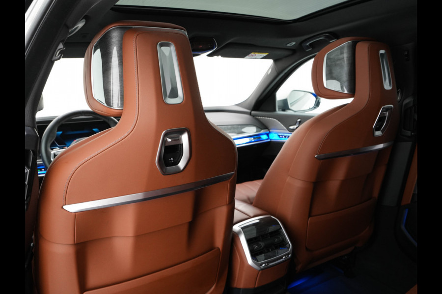 BMW i7 eDrive50 106 kWh M-Sportpack [ 3-Fase ] {SOH-97%} (INCL.BTW) *PANO | HEAD-UP | LUXURY-LEATHER | FULL-LED | BLIND-SPOT | BOWERS&WILKINS | MEMORY-PACK | TOP-VIEW | VENTILATED/HEATED-COMFORTSEATS | SOFT-CLOSE | WIDE-SREEN-DIGICOCKPIT | KEYLESS