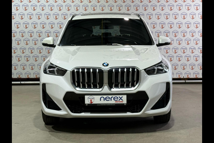 BMW X1 SDrive18i/M-SPORT/PANO/HARMAN KARDON/CAMERA/MEMORY/PILOT ASIST