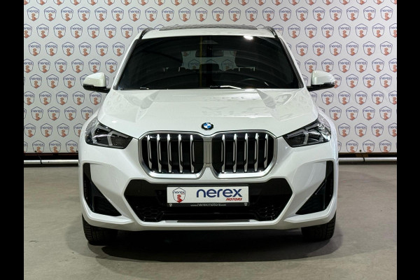 BMW X1 SDrive18i/M-SPORT/PANO/HARMAN KARDON/CAMERA/MEMORY/PILOT ASIST