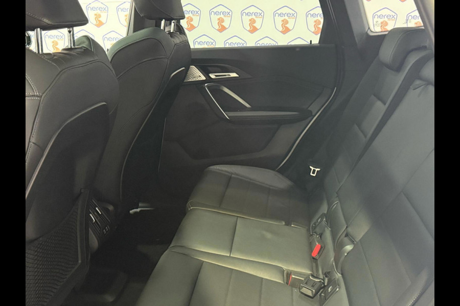 BMW X1 SDrive18i/M-SPORT/PANO/HARMAN KARDON/CAMERA/MEMORY/PILOT ASIST