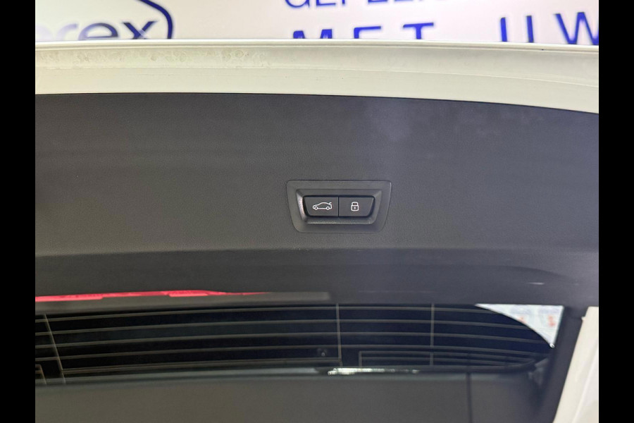 BMW X1 SDrive18i/M-SPORT/PANO/HARMAN KARDON/CAMERA/MEMORY/PILOT ASIST