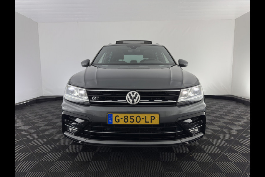 Volkswagen Tiguan 1.5 TSI R-Line Comfortline Business (INCL-BTW) *PANO | FULL-LED | ADAPTIVE-CRUISE | DIGI-COCKPIT | HEATED-COMFORTSEATS | NAV-FULLMAP | DAB+ | TOWBAR | PRIVACY-GLASS | ECC | PDC | 19''ALU*