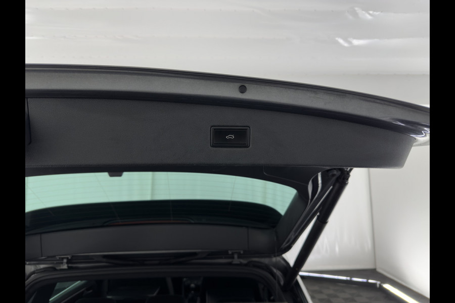 Volkswagen Tiguan 1.5 TSI R-Line Comfortline Business (INCL-BTW) *PANO | FULL-LED | ADAPTIVE-CRUISE | DIGI-COCKPIT | HEATED-COMFORTSEATS | NAV-FULLMAP | DAB+ | TOWBAR | PRIVACY-GLASS | ECC | PDC | 19''ALU*