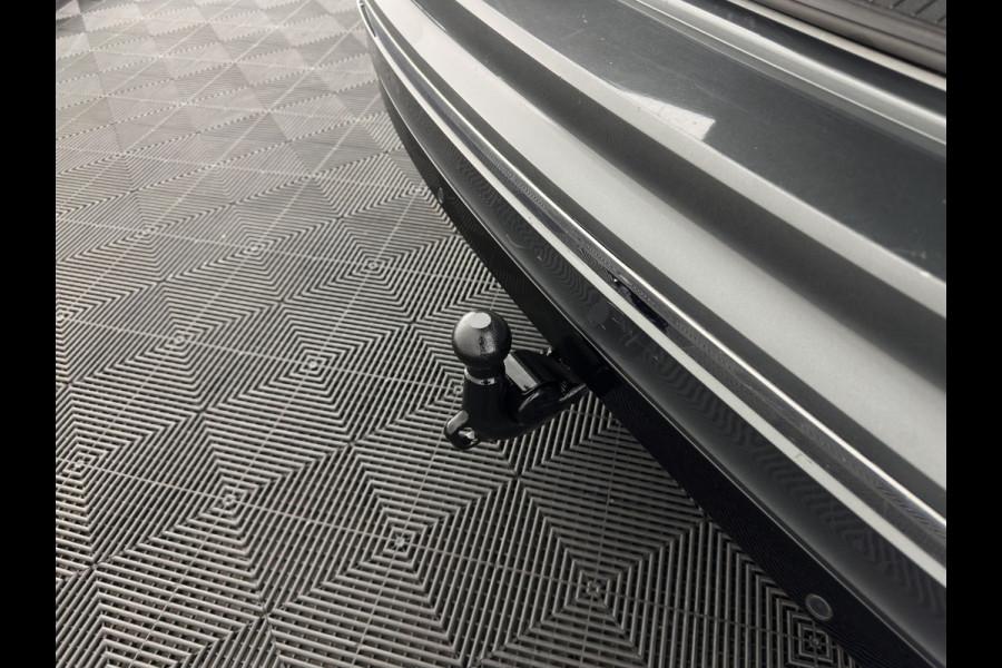 Volkswagen Tiguan 1.5 TSI R-Line Comfortline Business (INCL-BTW) *PANO | FULL-LED | ADAPTIVE-CRUISE | DIGI-COCKPIT | HEATED-COMFORTSEATS | NAV-FULLMAP | DAB+ | TOWBAR | PRIVACY-GLASS | ECC | PDC | 19''ALU*