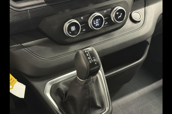 Renault Trafic 2.0 Blue dCi 150 EDC T30 L2H1 Advance Navigatie Airco Lichtmetalen velgen Betimmering Trekhaak Camera Parkeer sensoren Dab